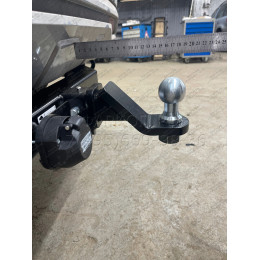 FA 0290-E Бизон Фаркоп на Mitsubishi Pajero Sport III рестайлинг 2021- без подрезки бампера. Тип шара: E (легкосъемный шар под квадрат). Нагрузки: 3200/120 кг. Не ком