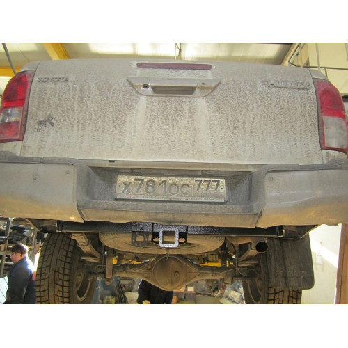 FA 0971-E Бизон Фаркоп на Toyota Hilux 2015-, JAC T6 2019-, JAC T8 2019-, JAC T8 Pro 2023-, Sollers ST6 2023-, Sollers ST8 2024- без подрезки бампера. Тип шара: E (легкосъемный шар под квадрат). Нагрузки: 3500/120 кг. Не комплектуется электрикой
