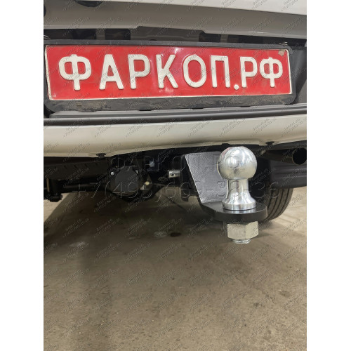 FA 0971-E Бизон Фаркоп на Toyota Hilux 2015-, JAC T6 2019-, JAC T8 2019-, JAC T8 Pro 2023-, Sollers ST6 2023-, Sollers ST8 2024- без подрезки бампера. Тип шара: E (легкосъемный шар под квадрат). Нагрузки: 3500/120 кг. Не комплектуется электрикой