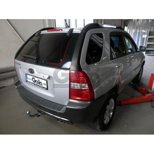 H070C GALIA Полностью оцинкованный фаркоп на Hyundai Tucson 2004-2010, Kia Sportage 2004-2010. Тип шара: C (горизонтальный съемный). Невидимый вырез бампера. Нагрузки: 2000/90 кг, масса фаркопа 19,37 кг