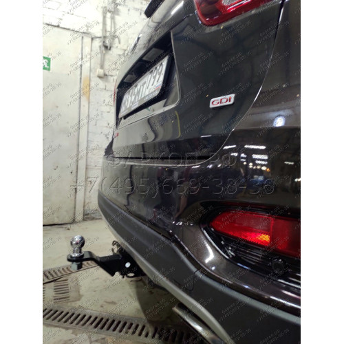 FA 0230-E Бизон Фаркоп на Kia Sorento Prime 2015-2020, Hyundai Santa Fe 2018-2021 без подрезки бампера. Тип шара: E (легкосъемный шар под квадрат). Нагрузки: 2500/120 кг. Не комплектуется электрикой
