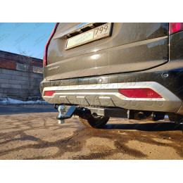 FA 0290-E Бизон Фаркоп на Mitsubishi Pajero Sport III рестайлинг 2021- без подрезки бампера. Тип шара: E (легкосъемный шар под квадрат). Нагрузки: 3200/120 кг. Не ком