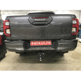 FA 0971-E Бизон Фаркоп на Toyota Hilux 2015-, JAC T6 2019-, JAC T8 2019-, JAC T8 Pro 2023-, Sollers ST6 2023-, Sollers ST8 2024- без подрезки бампера. Тип шара: E (легкосъемный шар под квадрат