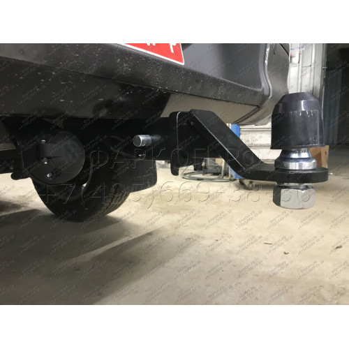 FA 0971-E Бизон Фаркоп на Toyota Hilux 2015-, JAC T6 2019-, JAC T8 2019-, JAC T8 Pro 2023-, Sollers ST6 2023-, Sollers ST8 2024- без подрезки бампера. Тип шара: E (легкосъемный шар под квадрат). Нагрузки: 3500/120 кг. Не комплектуется электрикой
