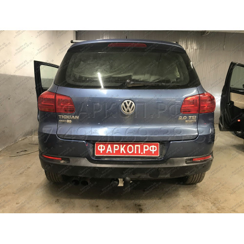 VW 35 AVTOS Фаркоп на Volkswagen Tiguan 2007-2016, Tiguan 2 2016-2024, Audi Q3 2011-2018. Необходима значительная подрезка бампера. Тип шара: A. Нагрузки: 2500/100 кг, масса фаркопа 15,5 кг (без электрики в комплекте)