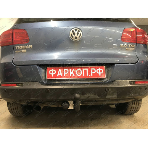 VW 35 AVTOS Фаркоп на Volkswagen Tiguan 2007-2016, Tiguan 2 2016-2024, Audi Q3 2011-2018. Необходима значительная подрезка бампера. Тип шара: A. Нагрузки: 2500/100 кг, масса фаркопа 15,5 кг (без электрики в комплекте)