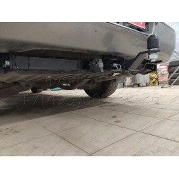 FA 0973-E Бизон Фаркоп на Honda Ridgeline 2005-2014 без подрезки бампера. Тип шара: E (легкосъемный шар под квадрат). Нагрузки: 3200/120 кг. Не комплектуется элек