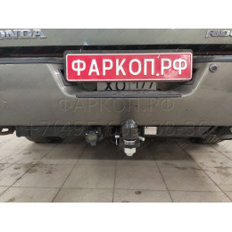 FA 0973-E Бизон Фаркоп на Honda Ridgeline 2005-2014 без подрезки бампера. Тип шара: E (легкосъемный шар под квадрат). Нагрузки: 3200/120 кг. Не комплектуется элек