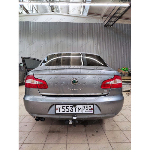 S106-A Лидер-плюс ТСУ для Skoda Octavia II лифтбек (1Z3) 2008-2013, Skoda Superb 2 (3T5) универсал 2009-2015. Требуется подрезка бампера. Нагрузки: 1300/75 кг, масса фаркопа 14,68 кг (без электрики в комплекте)