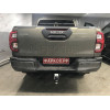 FA 0971-E Бизон Фаркоп на Toyota Hilux 2015-, JAC T6 2019-, JAC T8 2019-, JAC T8 Pro 2023-, Sollers ST6 2023-, Sollers ST8 2024- без подрезки бампера. Тип шара: E (легкосъемный шар под квадрат). Нагрузки: 3500/120 кг. Не комплектуется электрикой