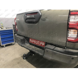 FA 0971-E Бизон Фаркоп на Toyota Hilux 2015-, JAC T6 2019-, JAC T8 2019-, JAC T8 Pro 2023-, Sollers ST6 2023-, Sollers ST8 2024- без подрезки бампера. Тип шара: E (легкосъемный шар под квадрат