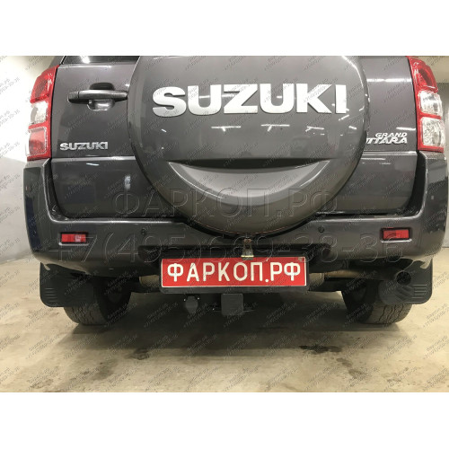FA 0375-E Бизон Фаркоп на Suzuki Grand Vitara II 5 дверей 2005-2015. Требуется подрезка бампера. Тип шара: E (легкосъемный шар под квадрат). Нагрузки: 2600/120 кг. Не комплектуется электрикой