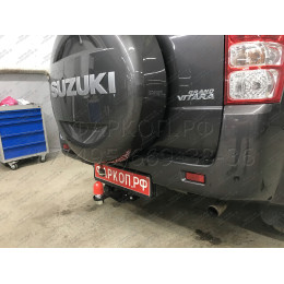 FA 0375-E Бизон Фаркоп на Suzuki Grand Vitara II 5 дверей 2005-2015. Требуется подрезка бампера. Тип шара: E (легкосъемный шар под квадрат). Нагрузки: 2600/120 кг. Не 