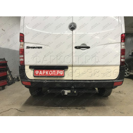 MB 06 AVTOS Фаркоп на Mercedes Sprinter одинарные колеса, без ступеньки, база 3250 мм / 4325 мм 2006-2019, 2019-. Требуется подрезка бампера. Тип шара: F. Нагрузки: 3500/140