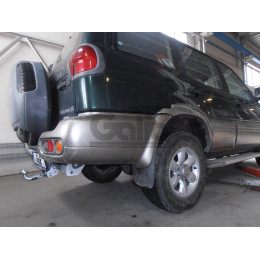 N027A GALIA Полностью оцинкованный фаркоп на Ford Maverick 1993-2000, Nissan Terrano 1993-2002. Тип шара: A. Установка без снятия и выреза бампера. Нагрузки: 3000/120 кг, мас