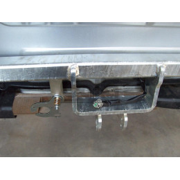 N053A GALIA Полностью оцинкованный фаркоп на Nissan Juke 2WD 2011-2019. Подрозетник убирается за бампер. Шар перекрывает противотуманную фару. Тип шара: A. Н