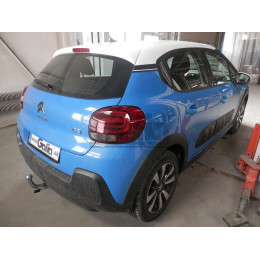 P042A GALIA Полностью оцинкованный фаркоп на Peugeot 208 хетчбек 2012-2019, Citroen C3 2016-. Подрозетник убирается за бампер. Тип шара: A. Невидимый вырез бампера