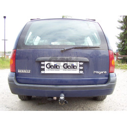R018A GALIA Полностью оцинкованный фаркоп на Renault Megane I универсал 1996-2003. Тип шара: A. Установка без снятия и выреза бампера. Нагрузки: 1350/65 кг, масса 