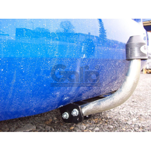 S081C GALIA Полностью оцинкованный фаркоп на Skoda Fabia хетчбек 2000-2007, 2007-2014. Подрозетник убирается за бампер. Тип шара: C (горизонтальный съемный). Невидимый вырез бампера. Нагрузки: 1200/50 кг, масса фаркопа 14,17 кг