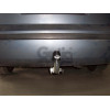 S088C GALIA Полностью оцинкованный фаркоп на Skoda Superb I 2002-2008, Volkswagen Passat B5 седан/универсал 1996-2005. Выхлопная труба с левой стороны. Подрозетник убирается за бампер. Тип шара: C (горизонтальный съемный). Невидимый вырез бампера. Нагрузк