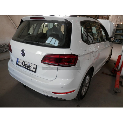 S105V GALIA Полностью оцинкованный фаркоп на Skoda Octavia III седан/универсал 2013-2020, Octavia IV седан/универсал 2020-, включая 4x4, включая Scout, Volkswagen Golf VII Sportsvan рестайлинг 2018-2020, Volkswagen T-Roc 2017-. Тип шара: AV (вертикальное 