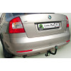 S106-A Лидер-плюс ТСУ для Skoda Octavia II лифтбек (1Z3) 2008-2013, Skoda Superb 2 (3T5) универсал 2009-2015. Требуется подрезка бампера. Нагрузки: 1300/75 кг, масса фаркопа 14,68 кг (без электрики в комплекте)
