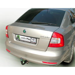 S106-A Лидер-плюс ТСУ для Skoda Octavia II лифтбек (1Z3) 2008-2013, Skoda Superb 2 (3T5) универсал 2009-2015. Требуется подрезка бампера. Нагрузки: 1300/75 кг, масса фаркопа 14,6