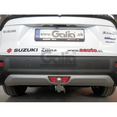 S112V GALIA Полностью оцинкованный фаркоп на Suzuki Vitara 2015-2018, 2018-, Suzuki SX4 S-Cross 2013-2021, 2021- 2WD/4WD. Тип шара: AV (вертикальное быстросъемное крепление шара на ключе), установленный крюк закрывает противотуманный фонарь. Невидимый выр