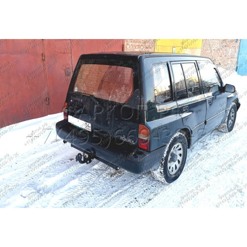 H.S38.A HALTY Фаркоп на Suzuki Escudo 5 дверей 1988-1998, Suzuki Vitara 1988-1998 без подрезки бампера. Тип шара: A. Нагрузки: 750/75 кг, масса фаркопа 12,9 кг