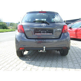 T069A GALIA Полностью оцинкованный фаркоп на Toyota Yaris 2014-2020. Тип шара: A. Установка без выреза бампера. Нагрузки: 1050/60 кг, масса фаркопа 13,25 кг
