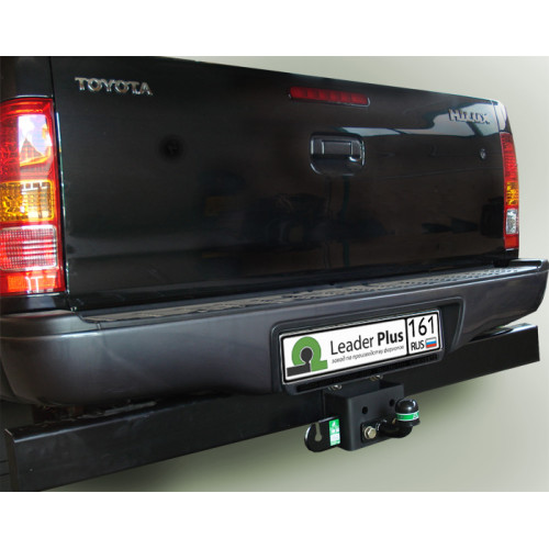 T114-FC Лидер-плюс ТСУ для Toyota Hilux (4WD) (N2) с задней подножкой 2008-2015 без выреза бампера. Нагрузки: 1200/50 кг, масса фаркопа 8,68 кг (без электрики в комплекте)