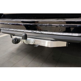 TCU00168 ТСС Фаркоп на Toyota Land Cruiser Prado 150 Black Onyx 2020-2023 с накладкой с надписью Land Cruiser без подрезки бампера. Тип шара: F. Нагрузки: 1800/120 кг