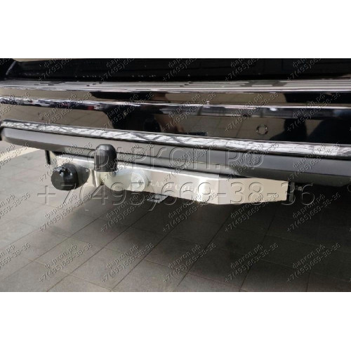 TCU00168 ТСС Фаркоп на Toyota Land Cruiser Prado 150 Black Onyx 2020-2023 с накладкой с надписью Land Cruiser без подрезки бампера. Тип шара: F. Нагрузки: 1800/120 кг