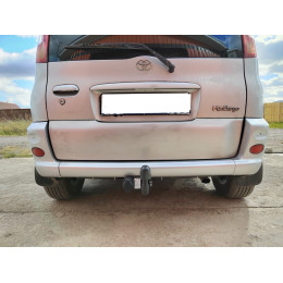 H.T51.A HALTY Фаркоп на Toyota Funcargo 2WD 1999-2005, Toyota Yaris Verso 1999-2005. Возможно потребуется подрезка бампера. Тип шара: A. Нагрузки: 500/50 кг, масса фаркопа 12,2 кг