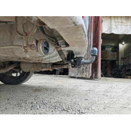 H.T72.A HALTY Фаркоп на Toyota Sprinter Carib 1995-2002 без подрезки бампера. Тип шара: A. Нагрузки: 750/75 кг, масса фаркопа 12,4 кг
