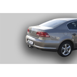 V130-A Лидер-плюс ТСУ для Volkswagen Passat B7 2010-2015. Требуется подрезка бампера. Нагрузки: 1300/75 кг, масса фаркопа 12,4 кг (без электрики в комплекте)