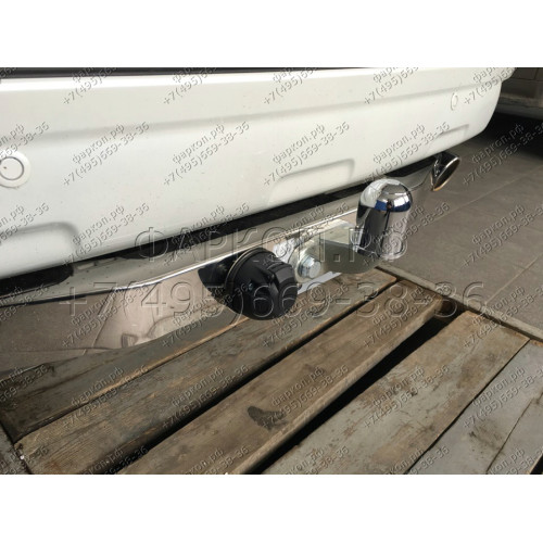 3090-FL ORIS Тюнинговый фаркоп с металлической накладкой на Toyota Land Cruiser Prado J150 2010-2023, Lexus GX460 2010-2014 без выреза в бампере. Тип шара: F. Нагрузки: 2000/120 кг, масса фаркопа 21 кг (без электрики в комплекте)