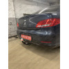 9520 Трейлер Фаркоп для Peugeot 408 2013-2021 без снятия и подрезки бампера. Тип шара: A. Нагрузки: 1200/60 кг, масса фаркопа 17 кг (без электрики в комплекте)