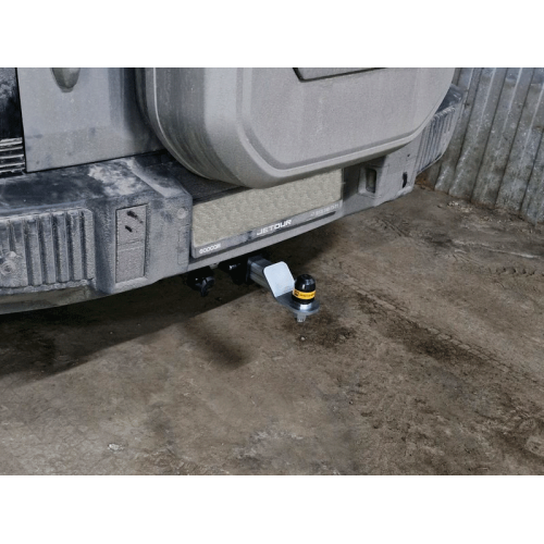 99019-E MOTODOR Фаркоп с оцинкованным шаром на Jetour T2 2024- (кроме сборки РФ) без выреза в бампере. Тип шара: E. Нагрузки 1500/75 кг, масса фаркопа 17,1 кг (без электрики в комплекте)