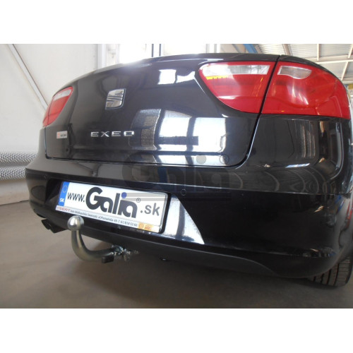 A036A GALIA Полностью оцинкованный фаркоп на Audi A4 седан/универсал (Avant) 2000-2007, включая 4WD (Quattro), SEAT Exeo седан/универсал 2009-2013. Подрозетник убирается за бампер. Тип шара: A. Невидимый вырез бампера. Нагрузки: 2100/100 кг, масса фаркопа