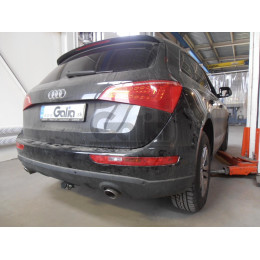 A046A GALIA Полностью оцинкованный фаркоп на Audi Q5 2008-2016. Подрозетник убирается за бампер. Тип шара: A. Невидимый вырез бампера. Нагрузки: 2400/80 кг, м