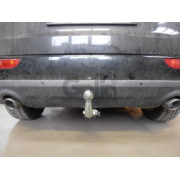 A046A GALIA Полностью оцинкованный фаркоп на Audi Q5 2008-2016. Подрозетник убирается за бампер. Тип шара: A. Невидимый вырез бампера. Нагрузки: 2400/80 кг, м