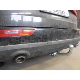 A046A GALIA Полностью оцинкованный фаркоп на Audi Q5 2008-2016. Подрозетник убирается за бампер. Тип шара: A. Невидимый вырез бампера. Нагрузки: 2400/80 кг, м