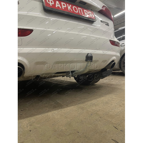 A046A GALIA Полностью оцинкованный фаркоп на Audi Q5 2008-2016. Подрозетник убирается за бампер. Тип шара: A. Невидимый вырез бампера. Нагрузки: 2400/80 кг, масса фаркопа 18,42 кг