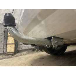 A046A GALIA Полностью оцинкованный фаркоп на Audi Q5 2008-2016. Подрозетник убирается за бампер. Тип шара: A. Невидимый вырез бампера. Нагрузки: 2400/80 кг, м