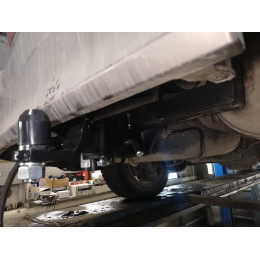H.T40.E HALTY Фаркоп на Toyota Alphard 2002-2008 без подрезки бампера. Тип шара: E. Нагрузки: 750/75 кг, масса фаркопа 17,3 кг