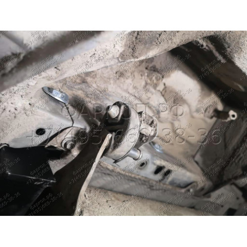 H.T40.E HALTY Фаркоп на Toyota Alphard 2002-2008 без подрезки бампера. Тип шара: E. Нагрузки: 750/75 кг, масса фаркопа 17,3 кг