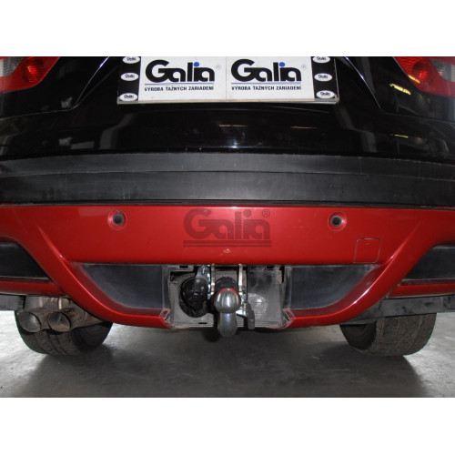 B014C GALIA Полностью оцинкованный фаркоп на BMW X3 E83 2004-2010. Подрозетник убирается за бампер. Тип шара: C (горизонтальный съемный). Установка без выреза бампера. Нагрузки: 2000/100 кг, масса фаркопа 12,17 кг
