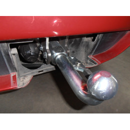 B014C GALIA Полностью оцинкованный фаркоп на BMW X3 E83 2004-2010. Подрозетник убирается за бампер. Тип шара: C (горизонтальный съемный). Установка без выр