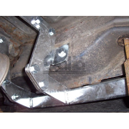 C007A GALIA Полностью оцинкованный фаркоп на Citroen Evasion 1994-2001, Jumpy 1994-2006, FIAT Scudo 1996-2006, Ulysse 1996-2002, Peugeot 806 1996-2002, Expert 1996-2002. Тип шара: A. Невидимый вырез бам
